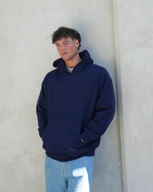 Basic blank boxy fit navy blue 380 gsm heavyweight cotton hoodie for men 