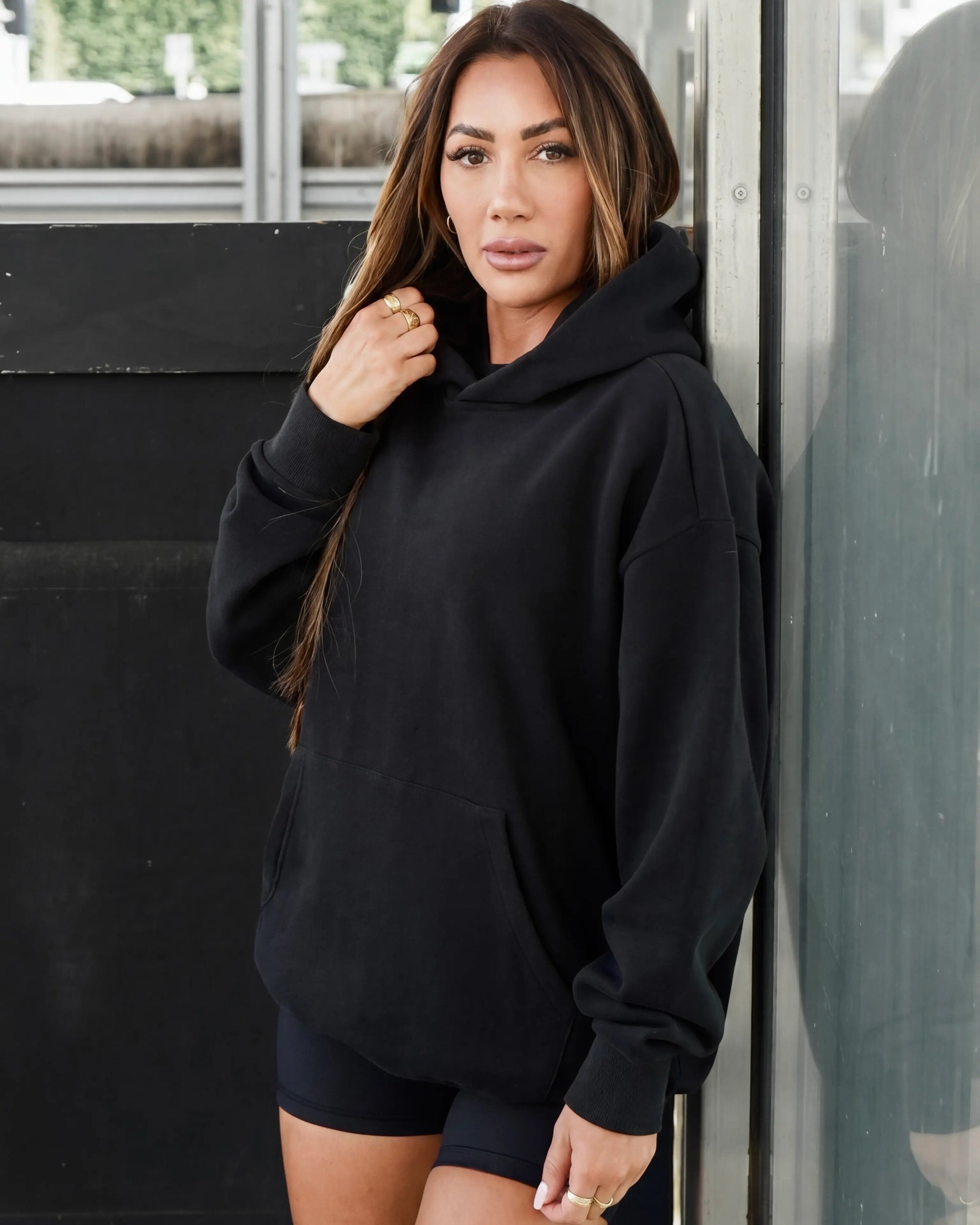 Women’s black oversized heavyweight hoodie with fleece